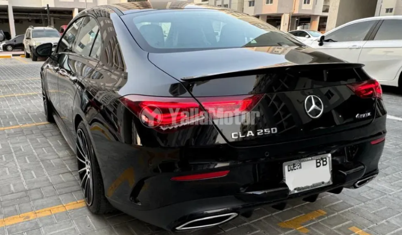 
								2023 Mercedes-Benz CLA-Class CLA 250 full									