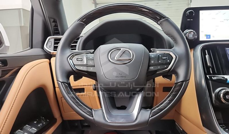 
								2022 Lexus LX 600 full									