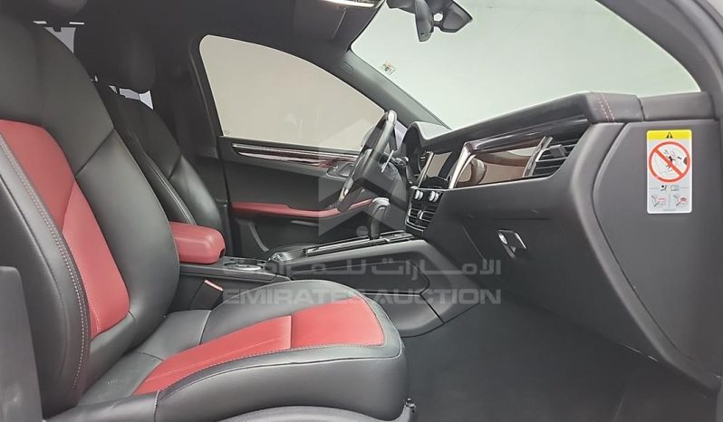 
								2023 Porsche Macan S full									