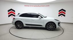 
										2023 Porsche Macan S full									