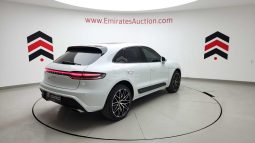 
										2023 Porsche Macan S full									