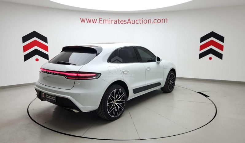 
								2023 Porsche Macan S full									