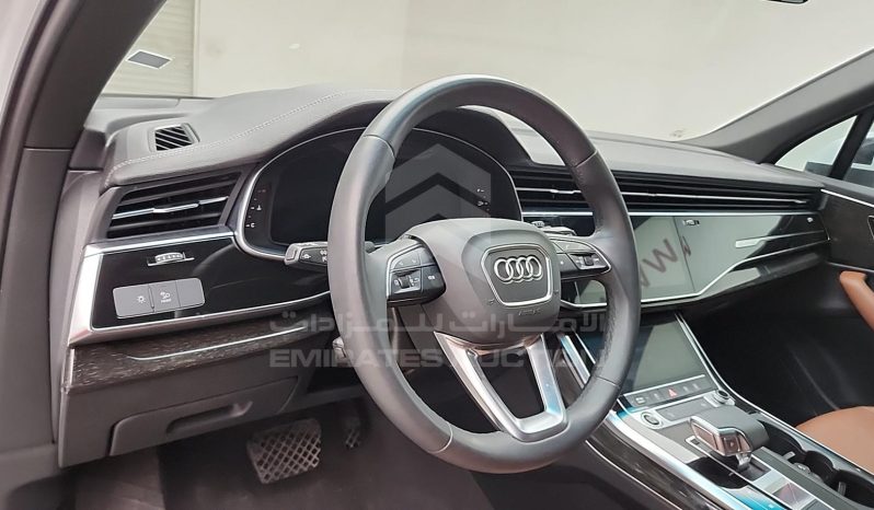 
								2023 Audi Q7 full									