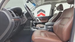 
										2018 Toyota Land Cruiser full									