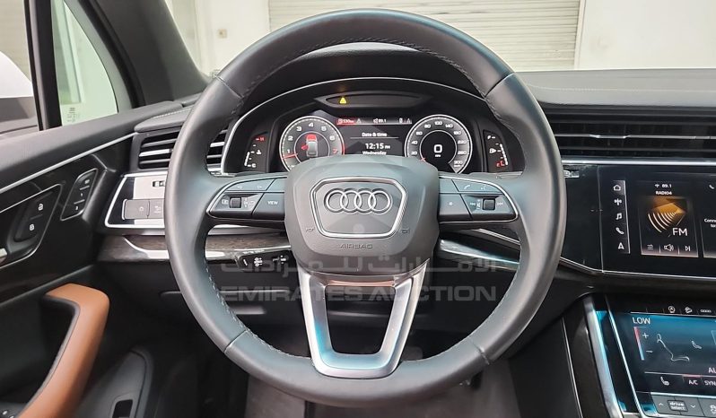 
								2023 Audi Q7 full									