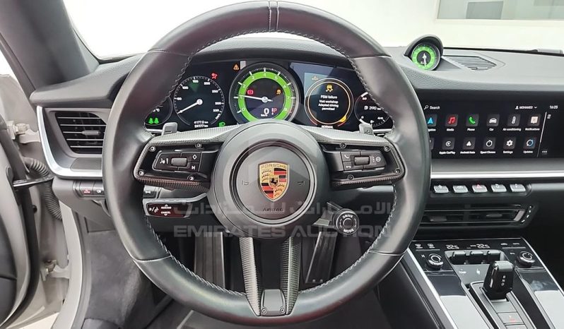 
								2022 Porsche 911 full									