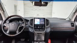 
										2018 Toyota Land Cruiser full									