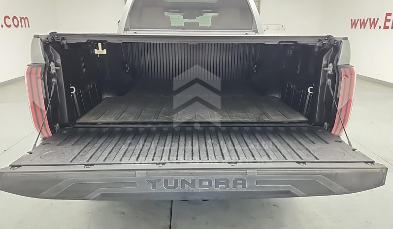 
								2022 Toyota Tundra full									