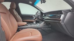 
										2023 Audi Q7 full									