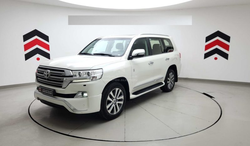 
								2018 Toyota Land Cruiser full									