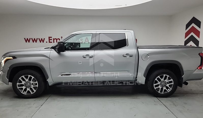 
								2022 Toyota Tundra full									