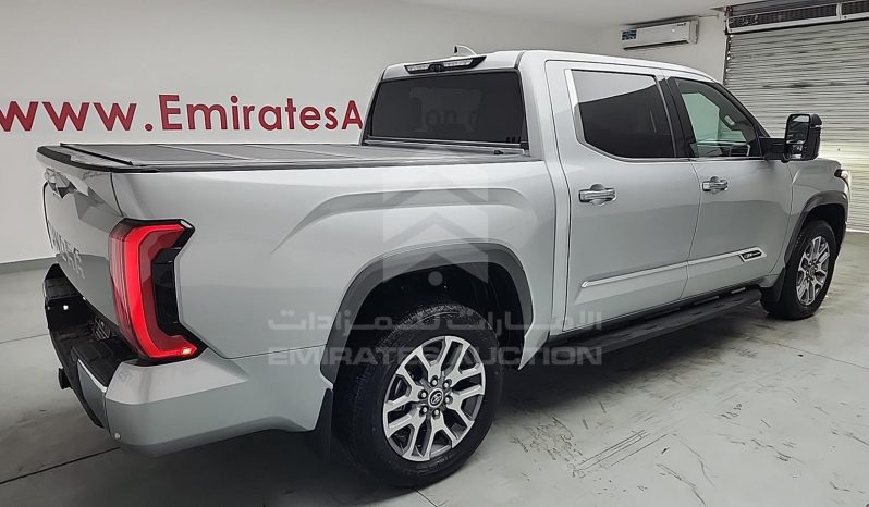 
								2022 Toyota Tundra full									