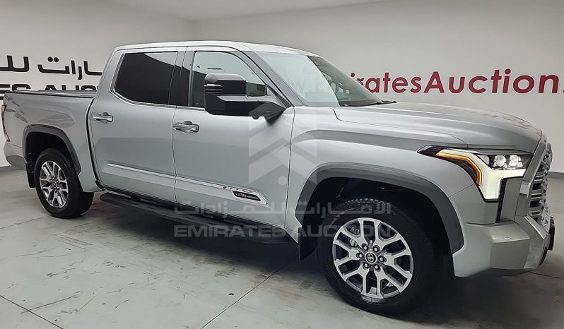 
								2022 Toyota Tundra full									